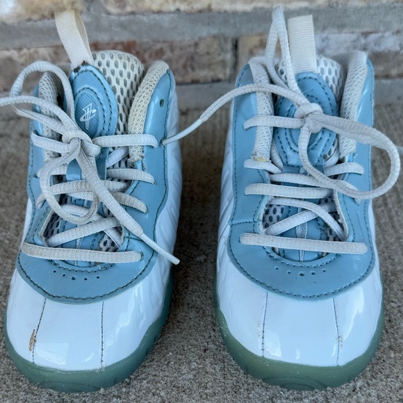 Nike Little Posite One TD Worn Aura Blue Boys Basketball Shoes 8C - Picture 6 of 10